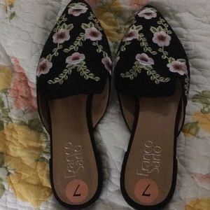 Beautiful embroidery shoes